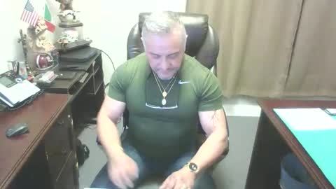 Chuck online show from 01.12.26