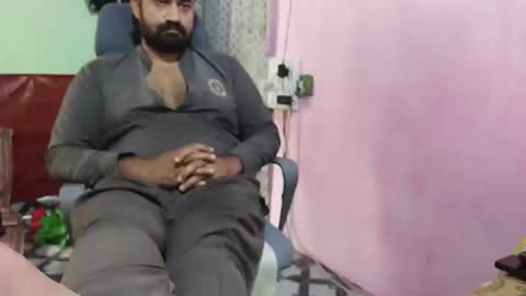 Snapshot of chadipluskhangarh chatting on 04.18.26 Stormydick online show from 04.18.26