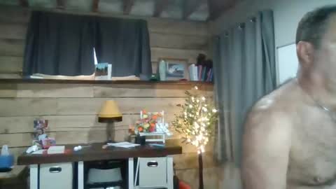 Snapshot of chadmichaell chatting on 05.08.26 chadmichaell online show from 05.08.26