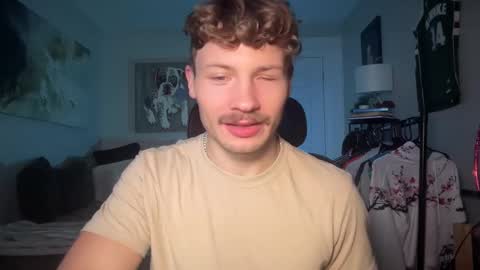 Snapshot of chadtitan chatting on 10.26.25 ChadTitan online show from 10.26.25