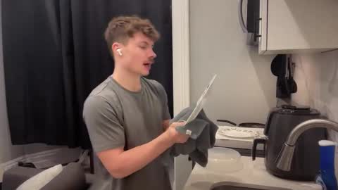 Snapshot of chadtitan chatting on 11.23.25 ChadTitan online show from 11.23.25