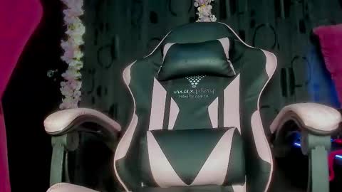 Snapshot of chaminelan chatting on 01.15.26 chaminelan online show from 01.15.26