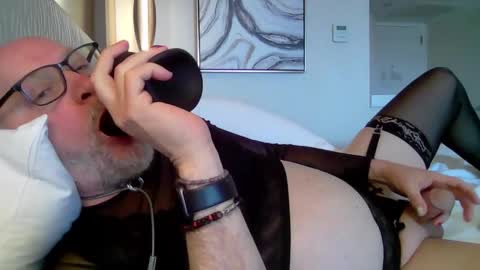 Snapshot of champagne4mist chatting on 01.30.25 champagne online show from 01.30.25