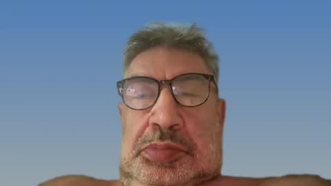 Snapshot of champsex305610 chatting on 06.12.26 champsex305610 online show from 06.12.26