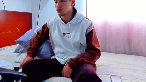 Snapshot of chandler_kenji chatting on 11.28.25 Kenji online show from 11.28.25