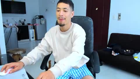 Snapshot of chandler_kenji chatting on 03.26.26 Kenji online show from 03.26.26