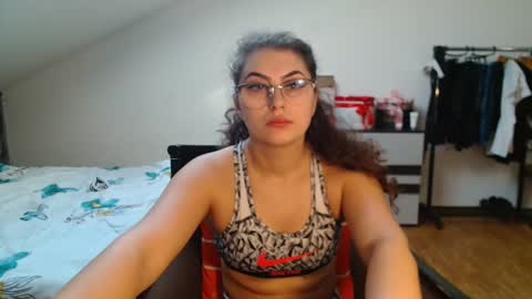 Stephanieblisss online show from 02.25.25