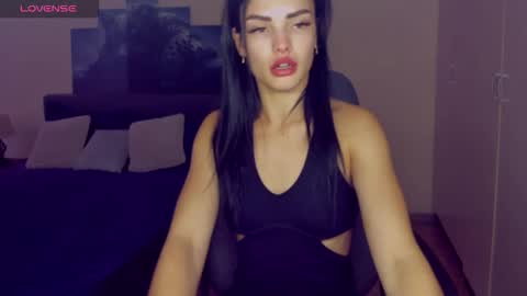 Snapshot of chaneljem chatting on 09.30.25 chaneljem online show from 09.30.25