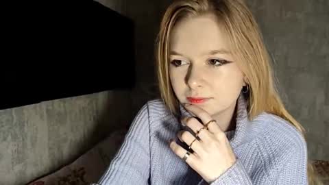 Lia online show from 12.19.25