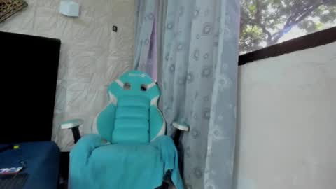 chanellejohnson_ online show from 11.20.25