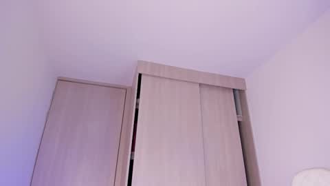  x online show from 03.02.25