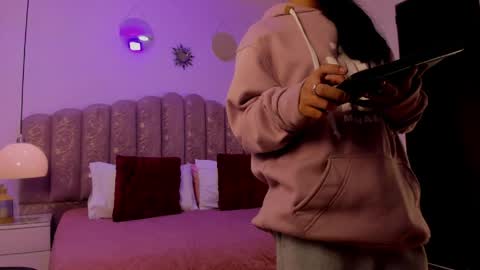 Channel Sofia online show from 04.15.26