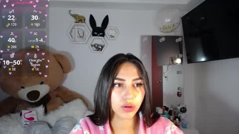 Isabella online show from 11.06.25