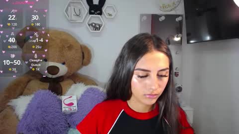 Isabella online show from 11.21.25