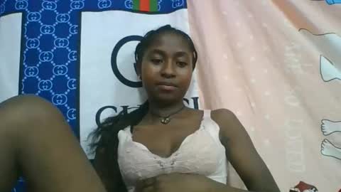 Snapshot of chantale483461 chatting on 03.17.26 chantale483461 online show from 03.17.26