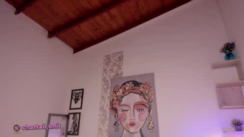 Snapshot of chantall_smith chatting on 01.29.25 online show from 01.29.25