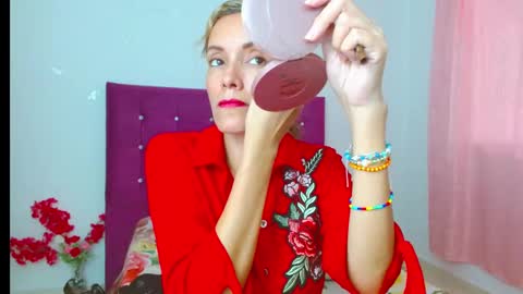 Snapshot of chantalsemenova2023 chatting on 03.09.25 chantal sweety and horny latina for u online show from 03.09.25