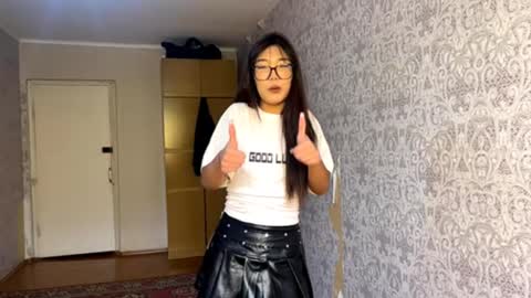 Ayano online show from 10.26.25