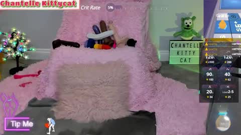 Snapshot of chantelle_kittycat chatting on 01.12.25 Chantelle kittycat online show from 01.12.25