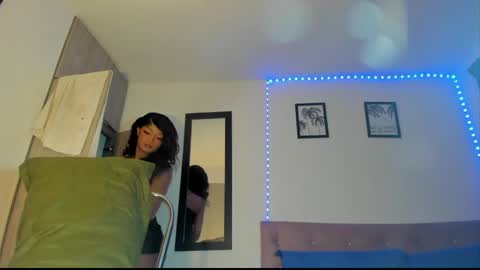 Snapshot of chantellebony chatting on 04.25.26 chantellebony online show from 04.25.26