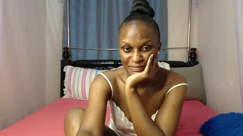 Snapshot of chantelsamz2 chatting on 02.27.25 Chantel online show from 02.27.25