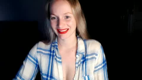 Snapshot of chanti_lovee chatting on 06.29.26 We Vibe Device that vibrates at the sound of Tips and makes me wet. vibe lush edging daddy lovense online show from 06.29.26