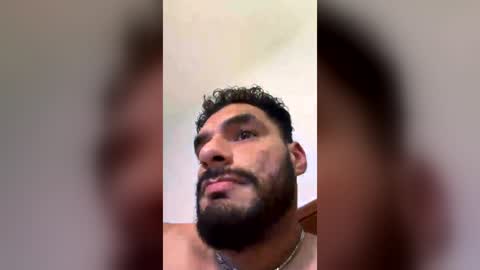 Snapshot of chaparivera chatting on 07.15.26 chaparivera online show from 07.15.26