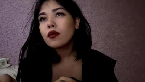 Snapshot of charalilleberg chatting on 12.22.25 Lola online show from 12.22.25