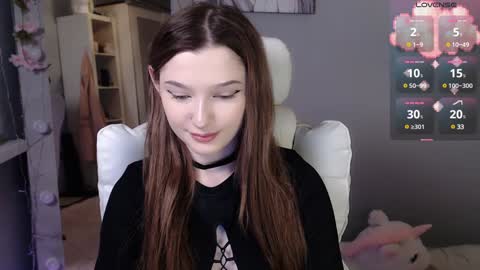 Snapshot of charityryah chatting on 01.10.25 Hi guys Welcome to my room online show from 01.10.25
