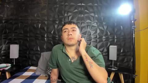 CHARLES Y ROXY.  online show from 01.19.25