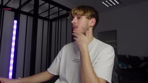 Snapshot of charles_sins chatting on 02.01.25 CHARLES SINS online show from 02.01.25