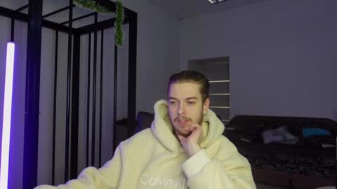 Snapshot of charles_sins chatting on 02.14.25 CHARLES SINS online show from 02.14.25