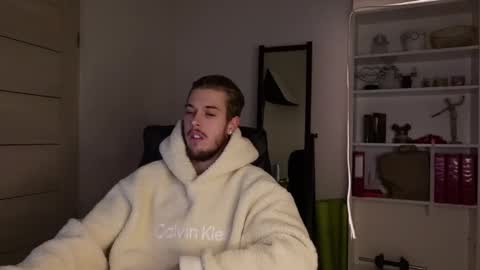 Snapshot of charles_sins chatting on 02.15.25 CHARLES SINS online show from 02.15.25