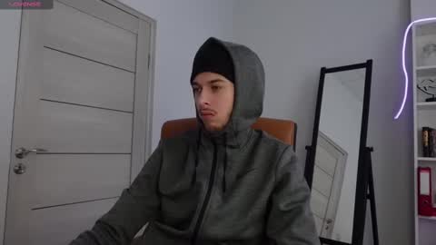 Snapshot of charles_sins chatting on 02.26.25 CHARLES SINS online show from 02.26.25