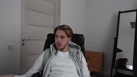 Snapshot of charles_sins chatting on 03.02.25 CHARLES SINS online show from 03.02.25