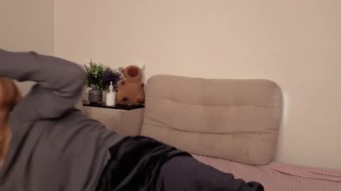 Snapshot of charlesreynosa chatting on 02.25.26 Ariel online show from 02.25.26