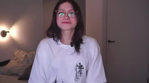 Snapshot of charletterosenbush chatting on 03.22.26 Mia online show from 03.22.26