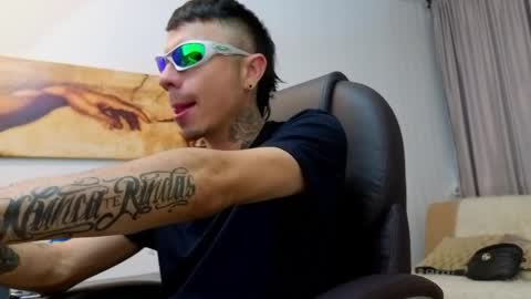 Snapshot of charlie_foxie chatting on 04.03.26 charlie_foxie online show from 04.03.26