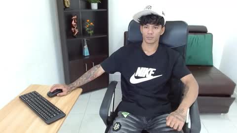 Snapshot of charlie_oconnor chatting on 02.09.25 Charlie oconnor online show from 02.09.25