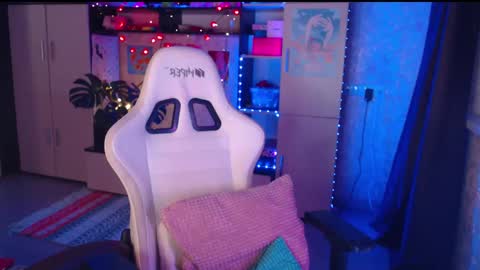 charlie online show from 02.16.25