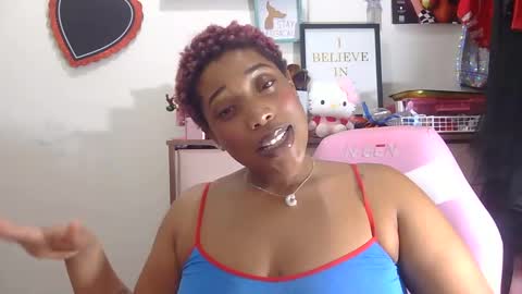 Snapshot of charliecakesssss chatting on 03.02.25 charliecakesssss online show from 03.02.25