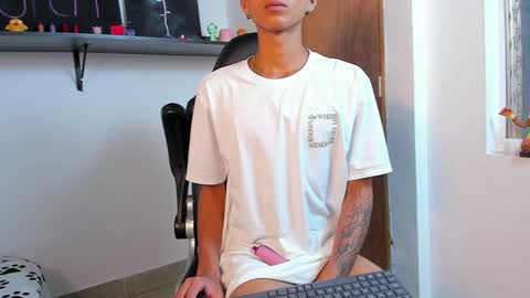 Snapshot of charlieerusso chatting on 01.06.25 Charles Russo online show from 01.06.25