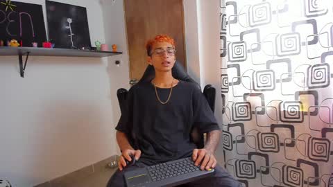 Snapshot of charlieerusso chatting on 01.09.25 Charles Russo online show from 01.09.25