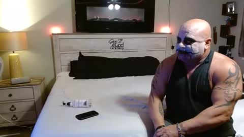 Snapshot of charliemilf chatting on 10.19.25 Charliemilf online show from 10.19.25