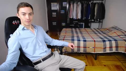 carlos reyes online show from 02.18.25