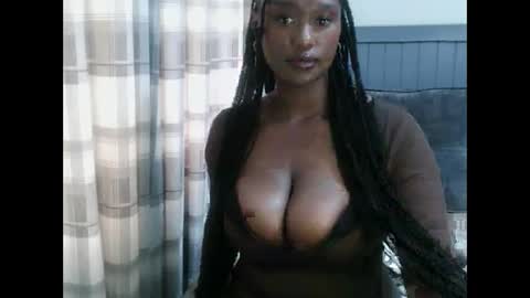 Snapshot of charllette chatting on 04.18.26 charllette online show from 04.18.26
