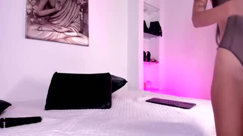 Charlote online show from 02.11.25