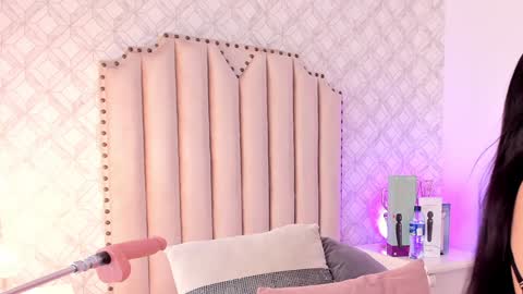   Charlotte  online show from 01.22.25