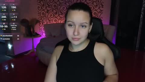 Snapshot of charlotte_ekman chatting on 09.30.25 Charlotte online show from 09.30.25