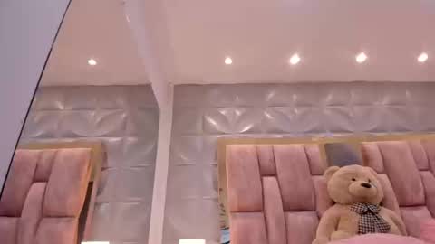 Charlotte Icee online show from 03.10.26